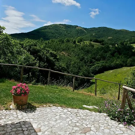 Agriturismo Borgo La Torre Φολίνιο