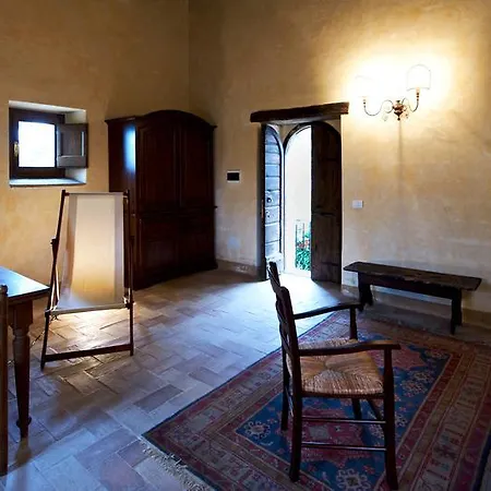 Agriturismo Borgo La Torre Φολίνιο
