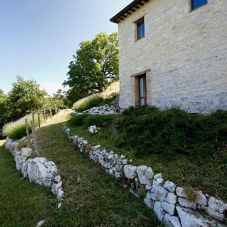 Agriturismo Borgo La Torre Φολίνιο