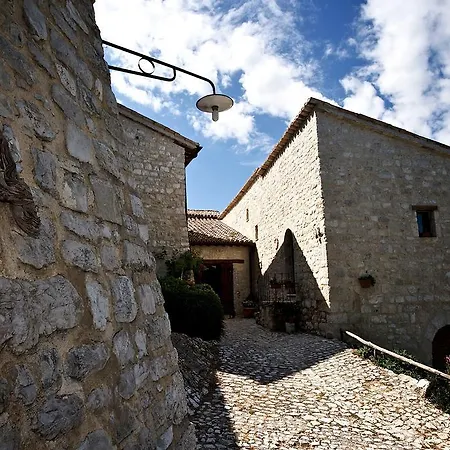 Agriturismo Borgo La Torre Φολίνιο